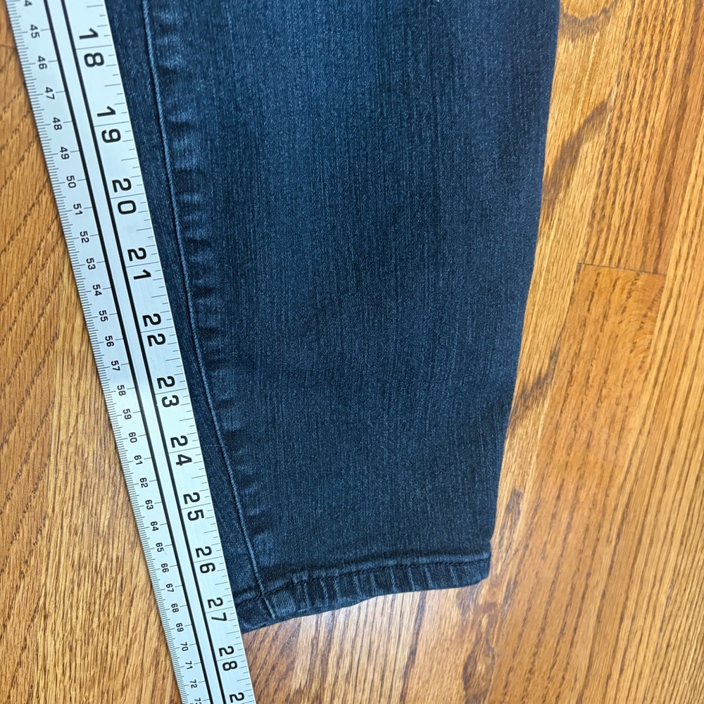 Torrid Super Soft Jegging High-Rise Skinny Jean - Picture 13 of 16